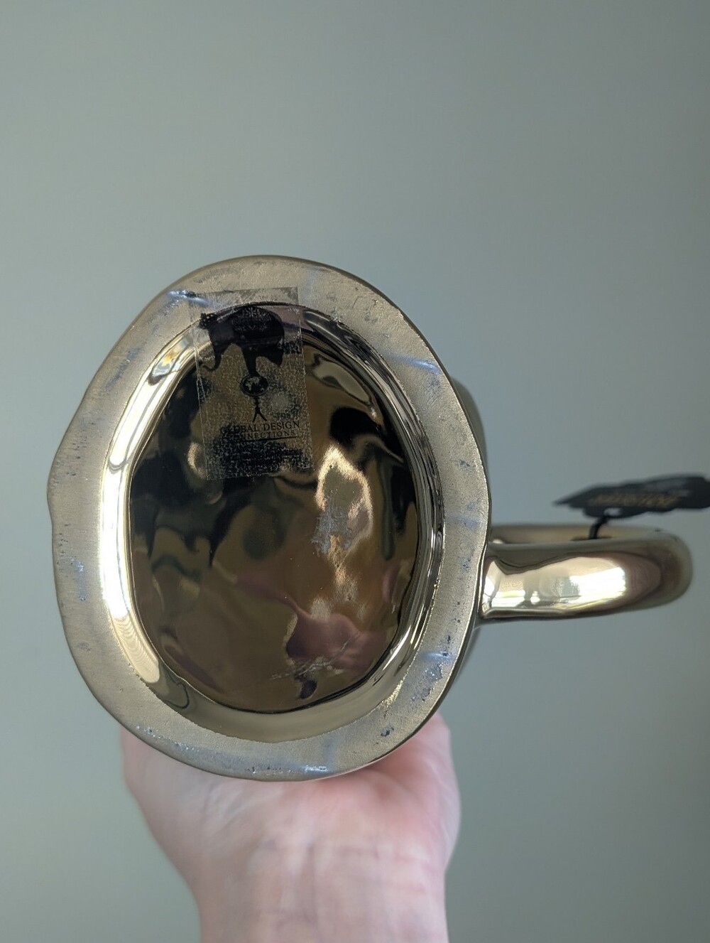 Oversized Metallic Gold Sculpted Skull Halloween Mug π - Picture 4 of 5